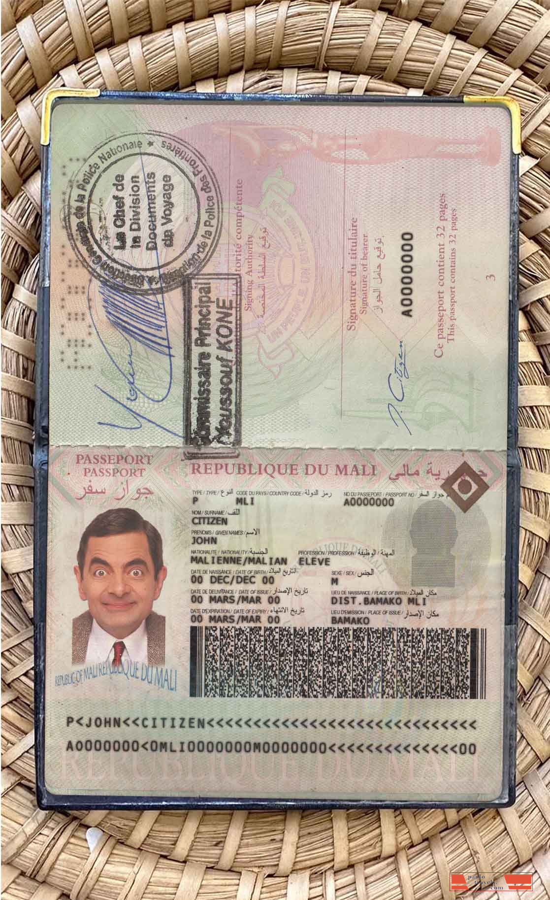 Mali passport photo look PSD template